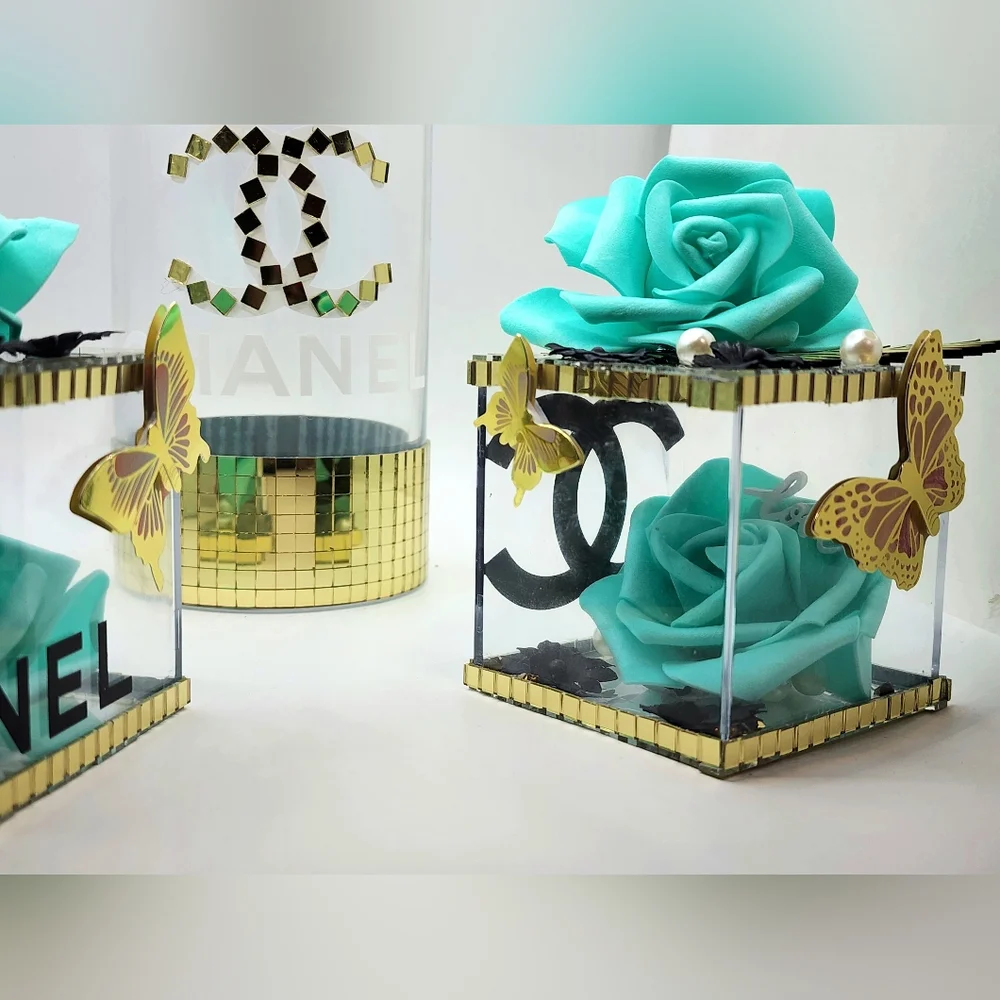 Flower Vase With Matching Decor Three-piece Set